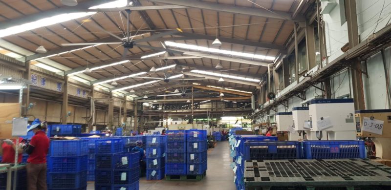 Quạt trần công nghiệp HVLS giúp nâng cao hiệu quả làm việc và an toàn