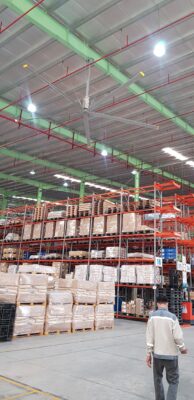 Quạt trần công nghiệp hvls Kale Fans liên tục được sử dụng tại các kho hàng Logistics